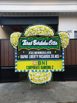 Papan Bunga Duka di Suka Asih